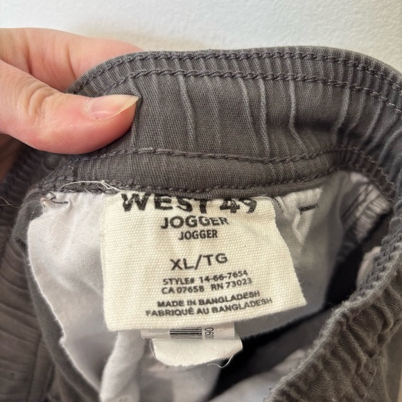 🎉4/30$🎉 West 49 Grey Jogger Pants - Size XL - Picture 7 of 8